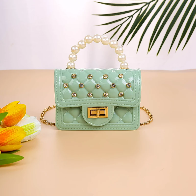 Bolsa feminina de mão e ombro com pérolas, moderna e sofisticada. Ideal para diversas ocasiões, perfeita para carregar seus itens essenciais com elegância. — foto 1