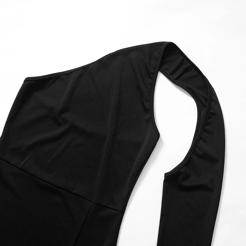 Title 21, Damesmode slanke jurk met schoudersplitjurk