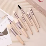 8 Apricot Brushes