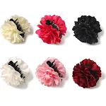 Vrouwelijke minimalistische Franse satijnen camelia grote haarclip, perfect voor een stijlvolle en elegante haarstijl. — foto 11