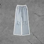 Calças jeans masculinas rasgadas e desgastadas lavadas. Jeans estilosas e confortáveis, perfeitas para um visual moderno e despojado. — foto 4