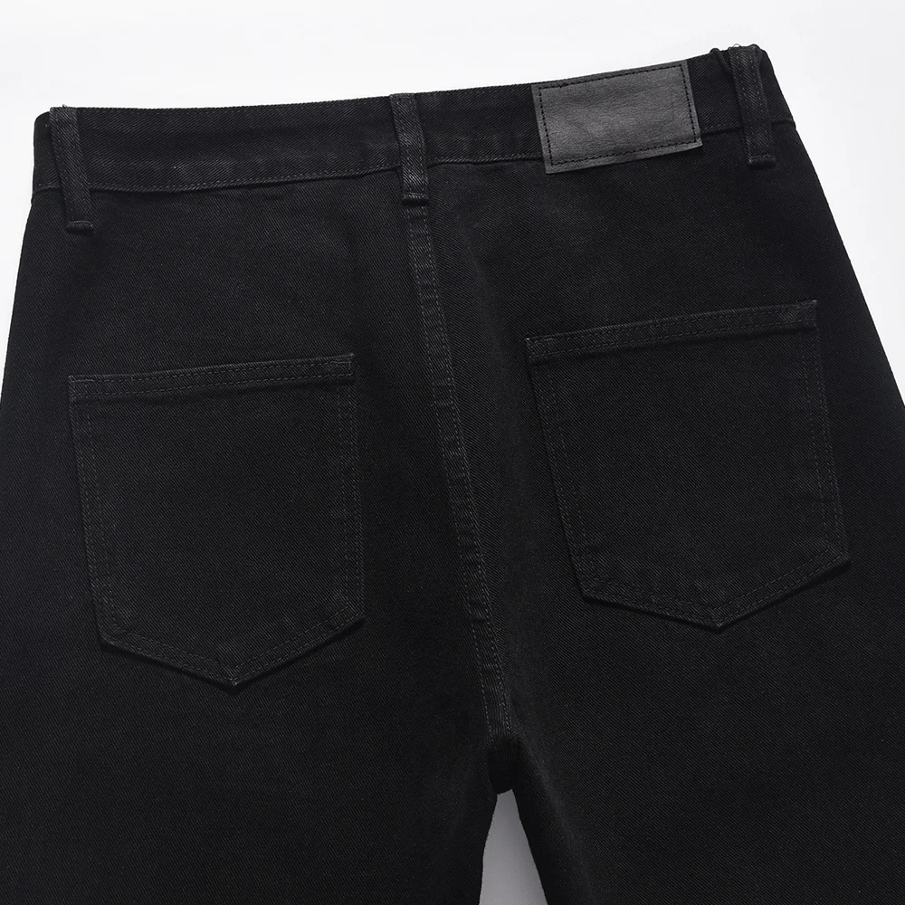 Men's fashion jeans loose casual. Experience all-day comfort and style with these relaxed fit jeans, perfect for a casua — photo 15