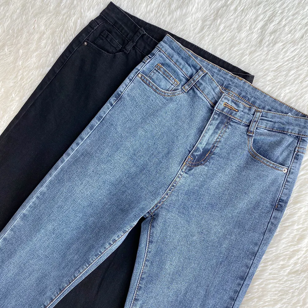 Jeans de mujer de cintura alta, ajustados y adelgazantes con tejido elástico. Estiliza tu figura con estos vaqueros cómodos y favorecedores. — foto 1