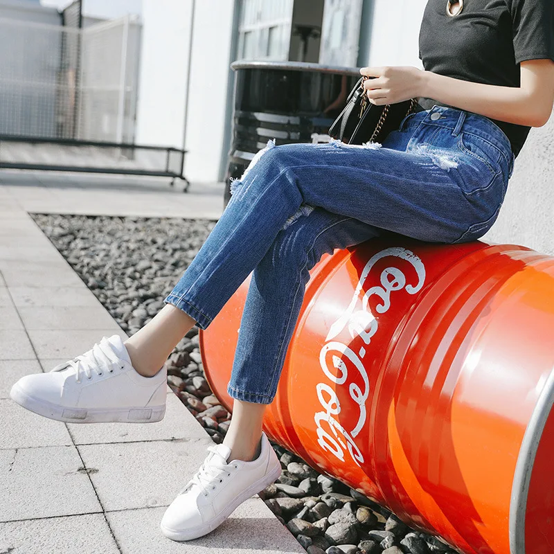 Title 6, Dames high-waisted ripped jeans. Modieuze en co...