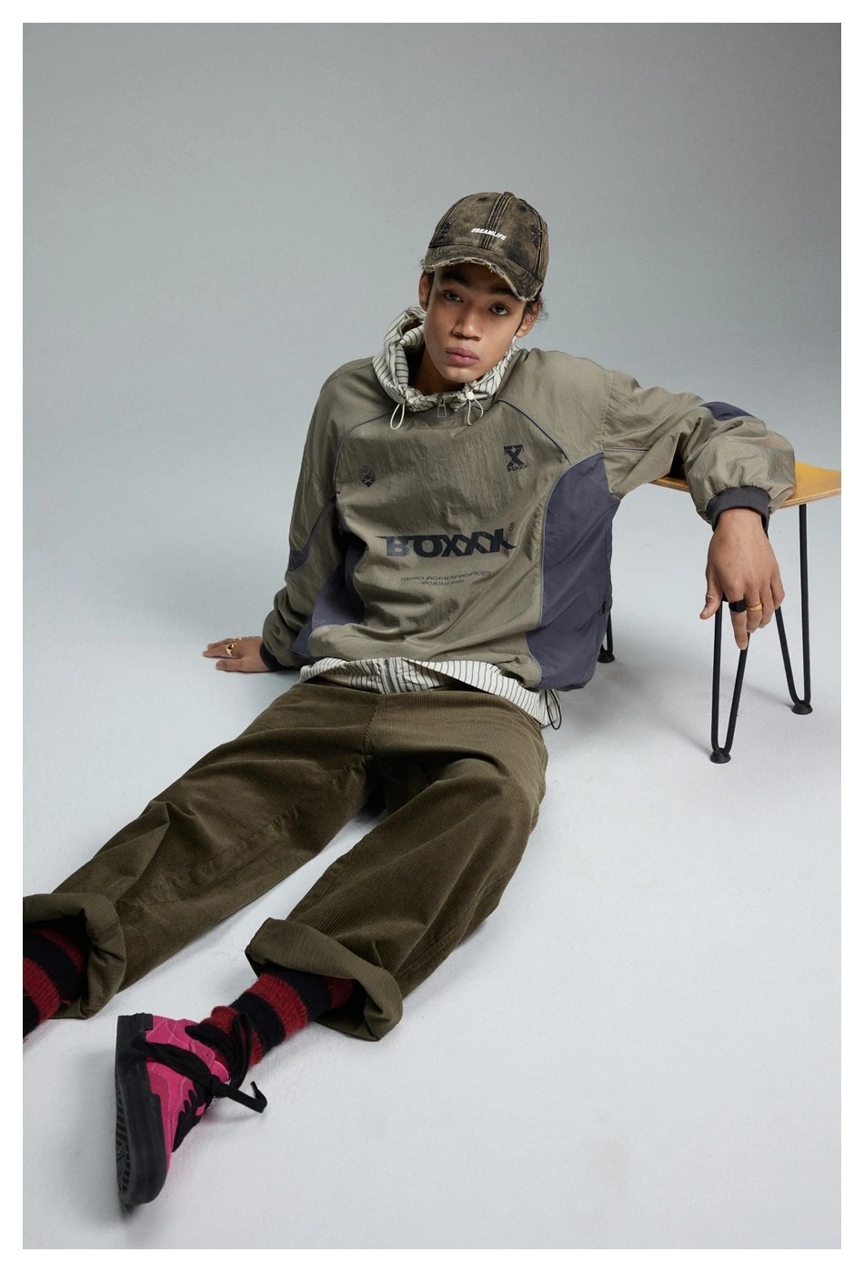Title 9, Retro college stijl losse crew neck trui. Comfo...