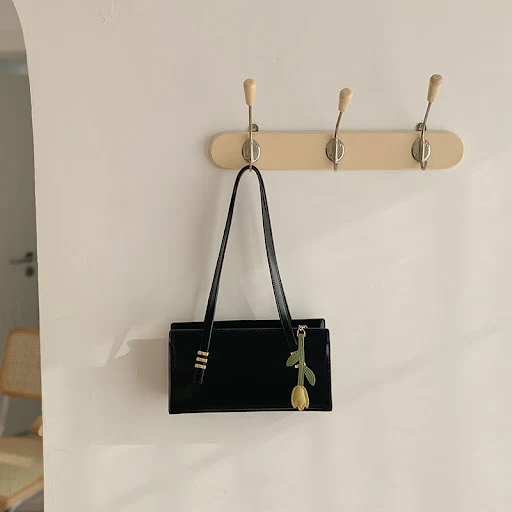 Title 2, Bolsas femininas de outono
