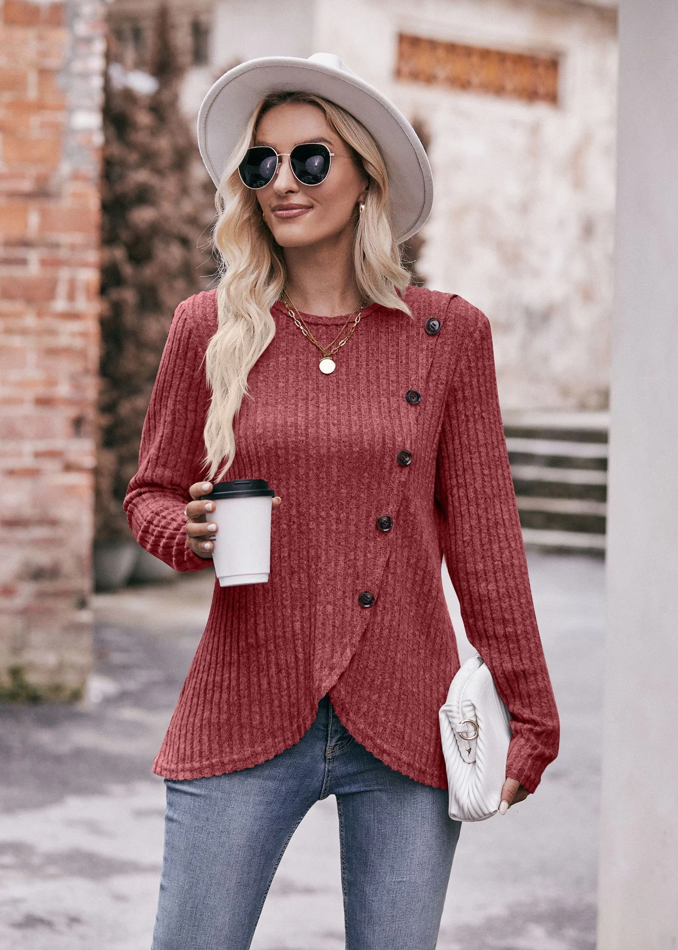 Title 4, T-shirt da donna con scollo rotondo e bottoni i...