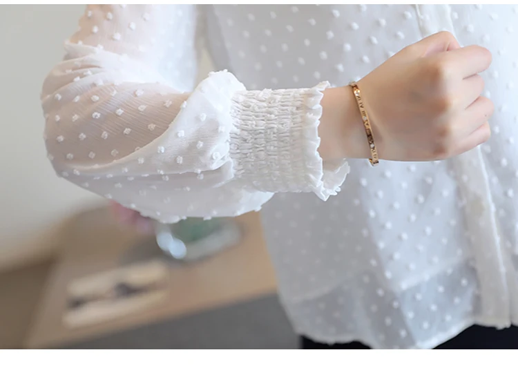 Blusas femininas manga longa primavera Camisas de moda para mulheres Conforto e estilo para diversas ocasiões Look elegante e moderno — foto 4