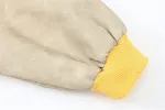 Jaqueta de uniforme de beisebol masculina, contraste de cor, patchwork e manga de couro PU. Design esportivo e moderno. — foto 12