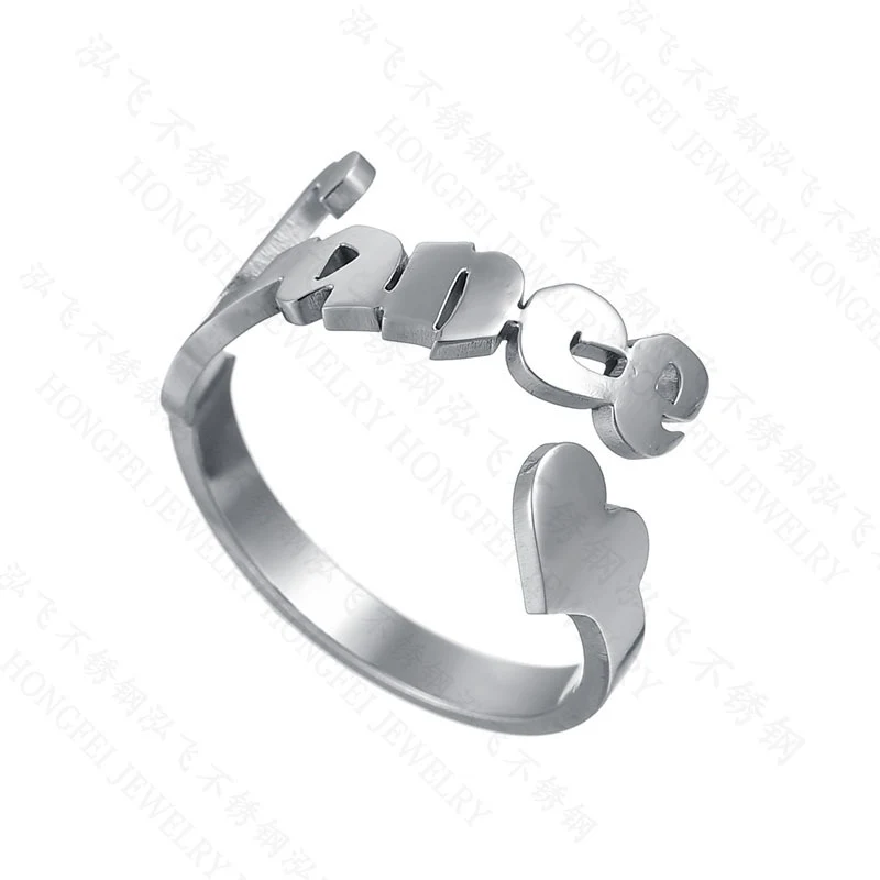 Pas de ketting, de ring, het oornagels aan — foto 16