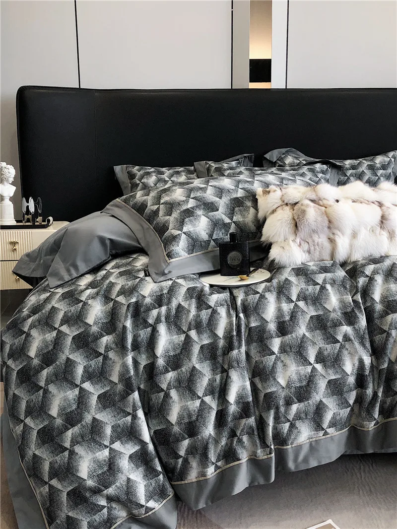 Long-Staple Cotton Printed Four-Piece Bedding Set, soft and breathable, creating a comfortable and restful sleeping envi — photo 3