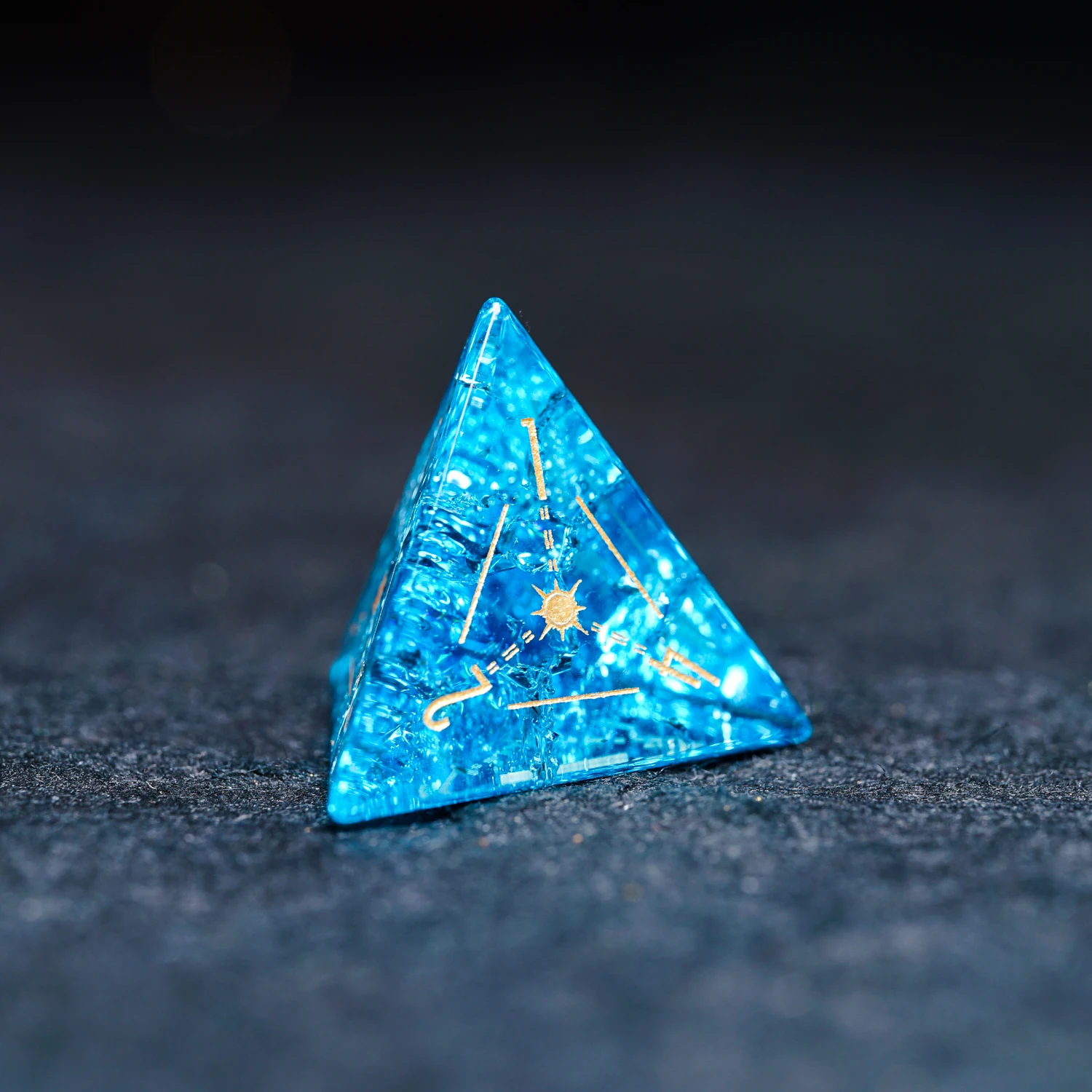 Lightning Water Blue Zircon Running Dice. Dados de corrida com zircônio azul à prova d'água. Aumente o seu desempenho, perfeitos para corredores. — foto 7