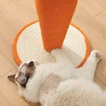 Cute Carrot Cat Tree Sisal Hemp Cat Scratch Board 40*30cm Logs Material Cat Tower Scratching Post Griffoir Chat — photo 5
