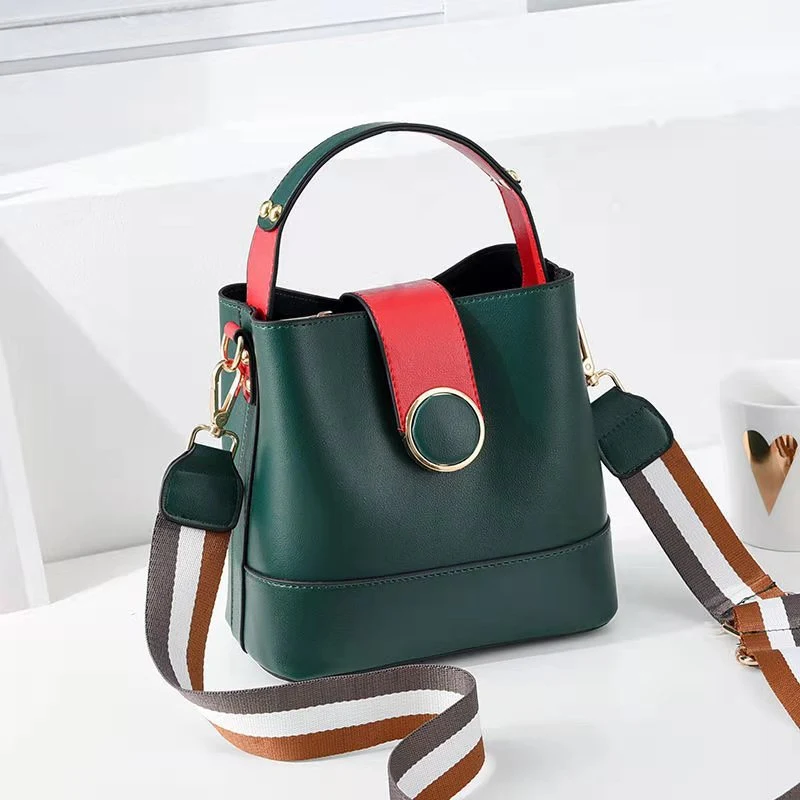 New fashion trend women's bag handbag Korean version large capacity bucket bag retro broadband One Shoulder Messenger Ba — photo 1