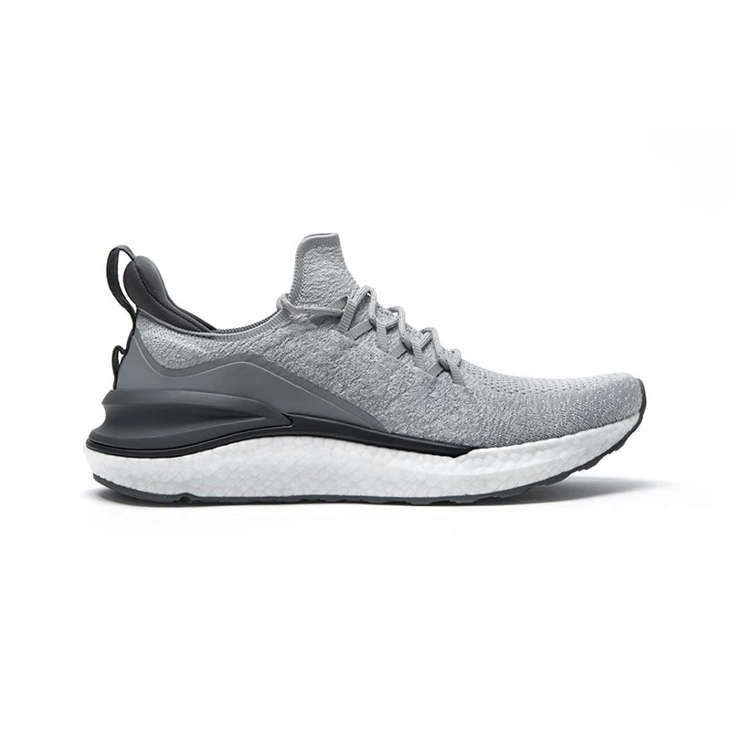 Title 4, Antibacterial and breathable sneakers for all-d...