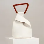 Metalen handtas voor dames. Een elegante en duurzame tas voor speciale gelegenheden. Maak een statement met dit prachtige accessoire. — foto 1
