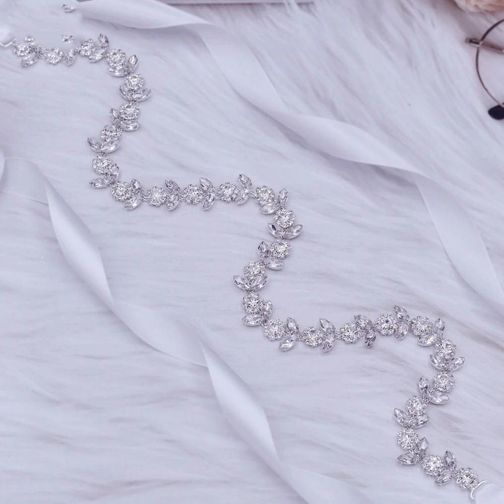 Title 5, Catena da sposa in metallo con strass in lega d...