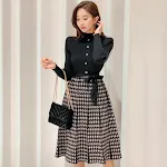 Temperament Lace-Up Waist Houndstooth Knitted Large Swing Skirt. A stylish and comfortable skirt for a flattering, elega — photo 6