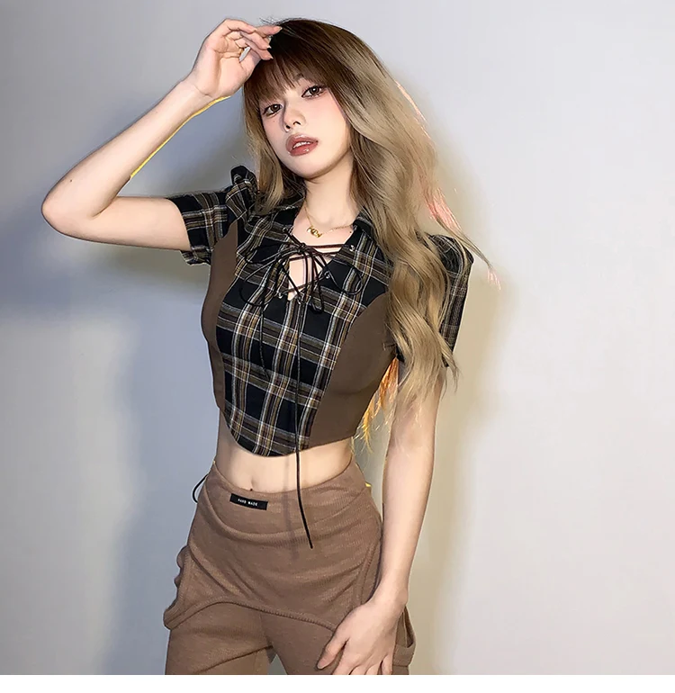 Camiseta Retrô Xadrez de Manga Curta Feminina — foto 6