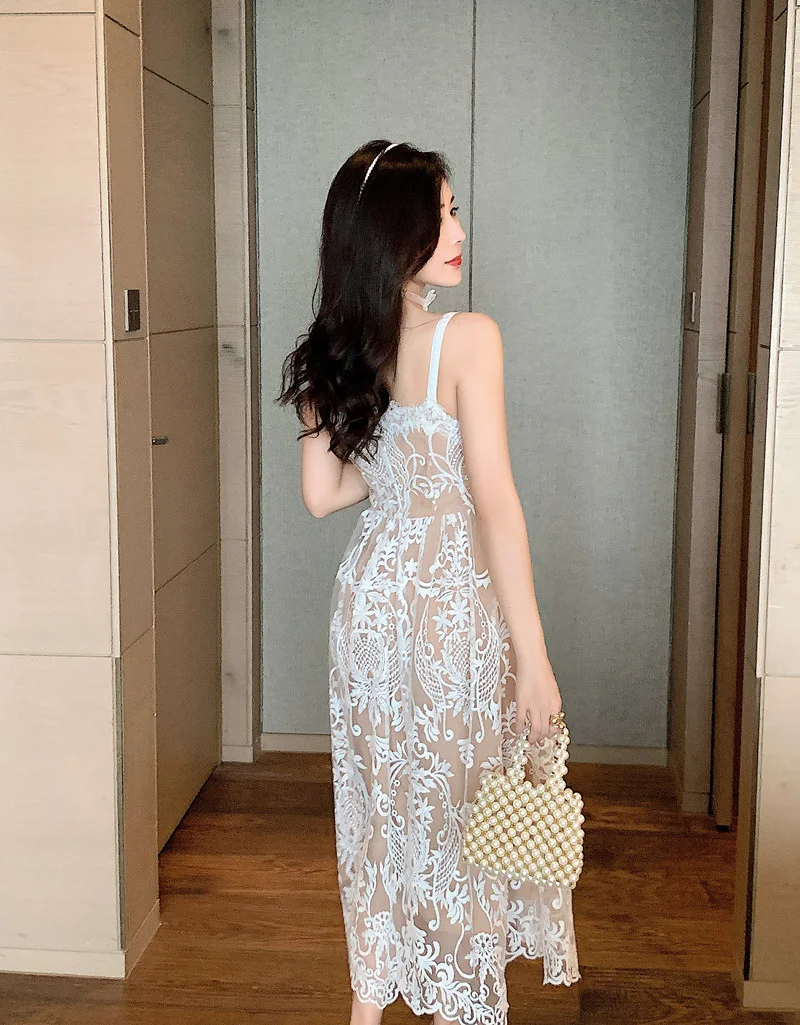 Vestido suspender de renda bordada em mesh para mulheres, realce sua beleza, perfeito para noites especiais, sinta-se confiante e elegante. — foto 1
