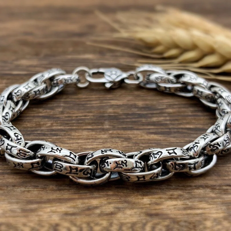 Pulseira retrô masculina com seis caracteres de palavras verdadeiras entrelaçadas em anéis, um acessório elegante e significativo. — foto 1