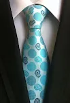 Terno masculino com gravata para um visual sofisticado. Perfeito para eventos formais, este conjunto garante elegância e um toque de classe em qualquer ocasião. — foto 41