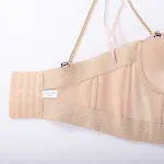 Kadınlar için sıkı kişilikli oyuk halter yaka atlet, modern ve çekici bir görünüm sağlar. Tarzınızı ve kişiliğinizi öne çıkarın! — Fotoğraf 1