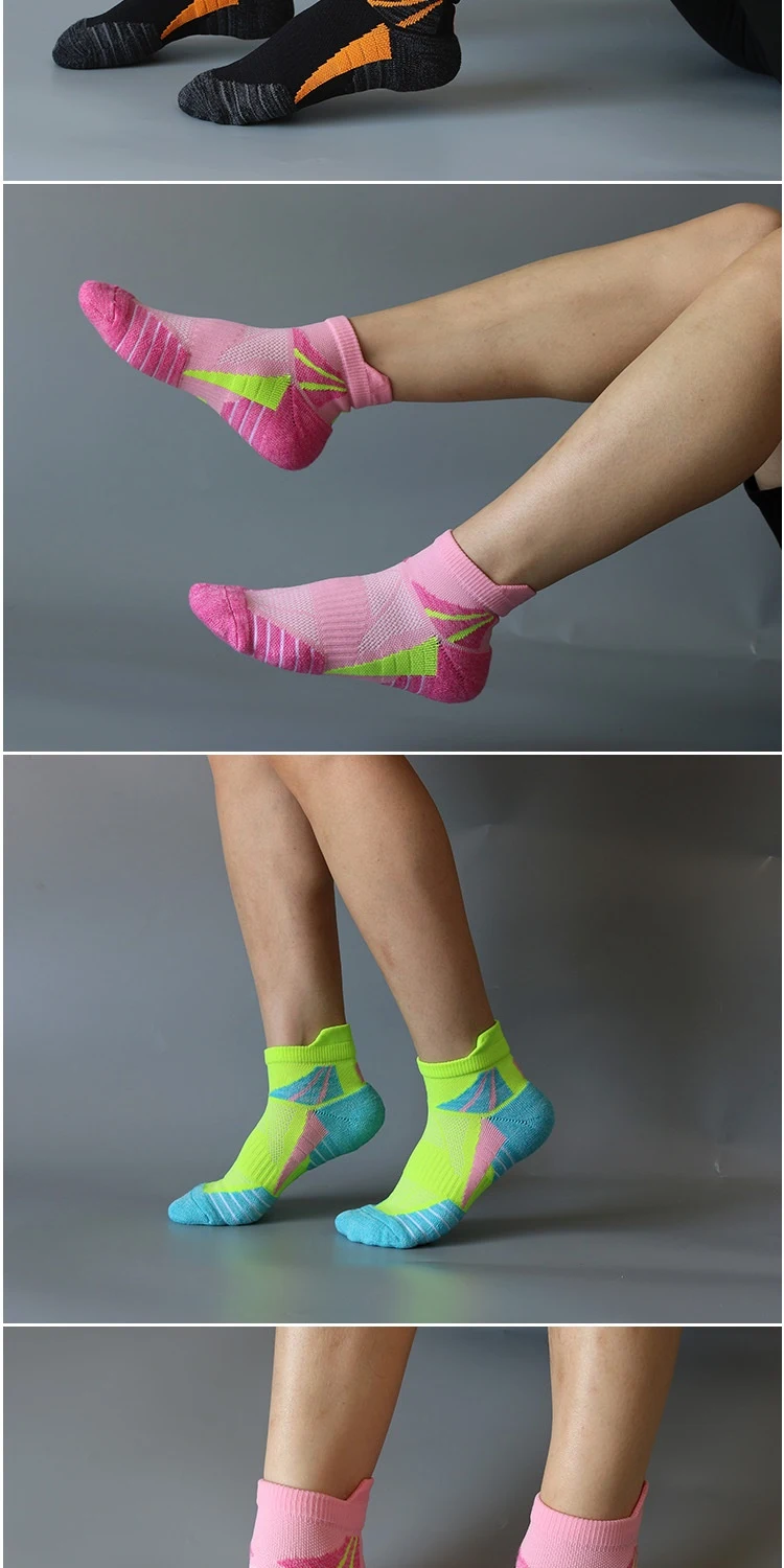 Title 6, Jogging Sports Socks with Terry Backrest and He...