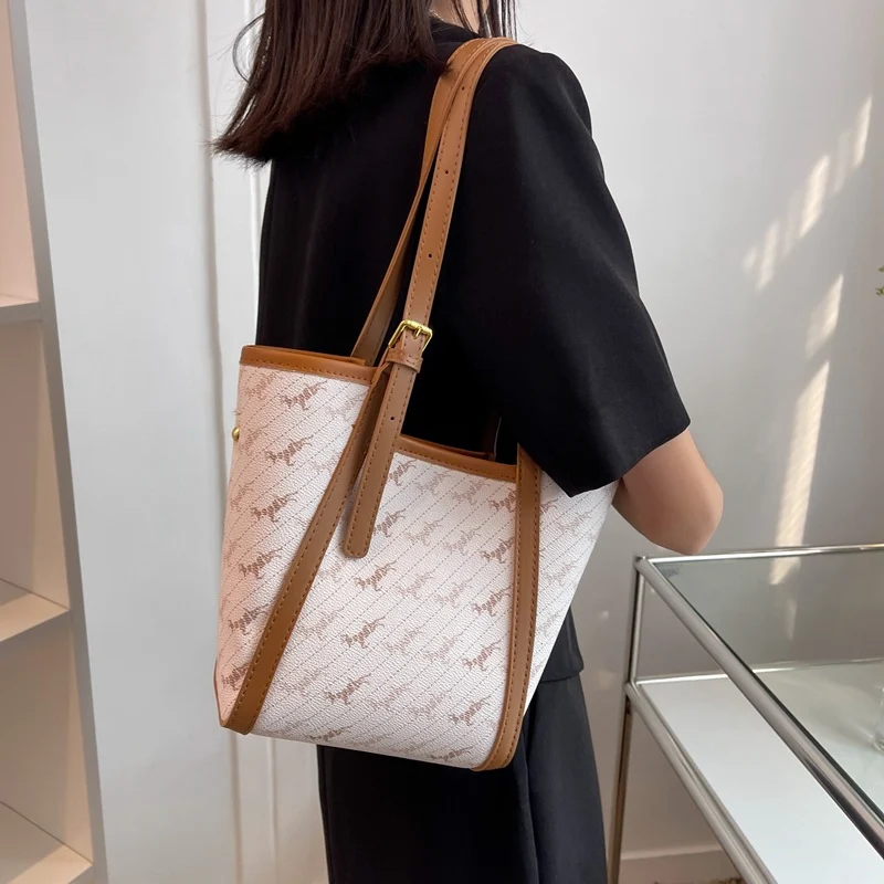 Borsa a secchiello stampata di tendenza di alta gamma, grande capacità, versatile, per ogni outfit, accessorio elegante e pratico — foto 4