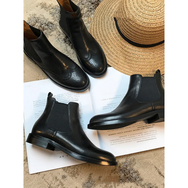 Damen Sommer Stiefeletten All Match. Vielseitige, bequeme und stylische Knöchelstiefel für jeden Anlass. Perfekt für Sommeroutfits. — foto 3