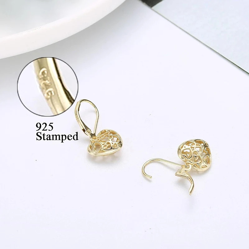 Title 6, Orecchini a cuore cavo in oro 14K da donna