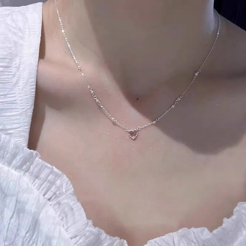 Colar Sweet Love Criado por Designers Femininas de Luxo e Minoritários. Uma joia para celebrar o amor com elegância e exclusividade. — foto 1