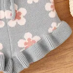 Conjunto Infantil de Flores Bordadas com Babados Manga Curta e Shorts Frescor e Charme para as Meninas Ideal para o Verão Conforto e Estilo Garantidos — foto 5