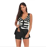 Women's split swimsuit conservative, offering full coverage, comfortable and stylish for swimming, sunbathing and water — photo 1