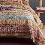 Three piece handmade bed cover set for a luxurious sleep experience. Enjoy the softness and unique style, handcrafted fo — photo 6