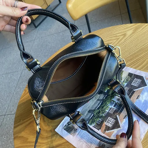 Title 1, Nova Bolsa Mensageiro de Ombro Boston em Couro ...