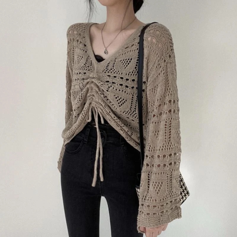 Top donna manica lunga in seta ghiaccio. Traspirante e fresco, ideale per l'estate. Comfort e stile elegante per un look impeccabile e versatile. — foto 4