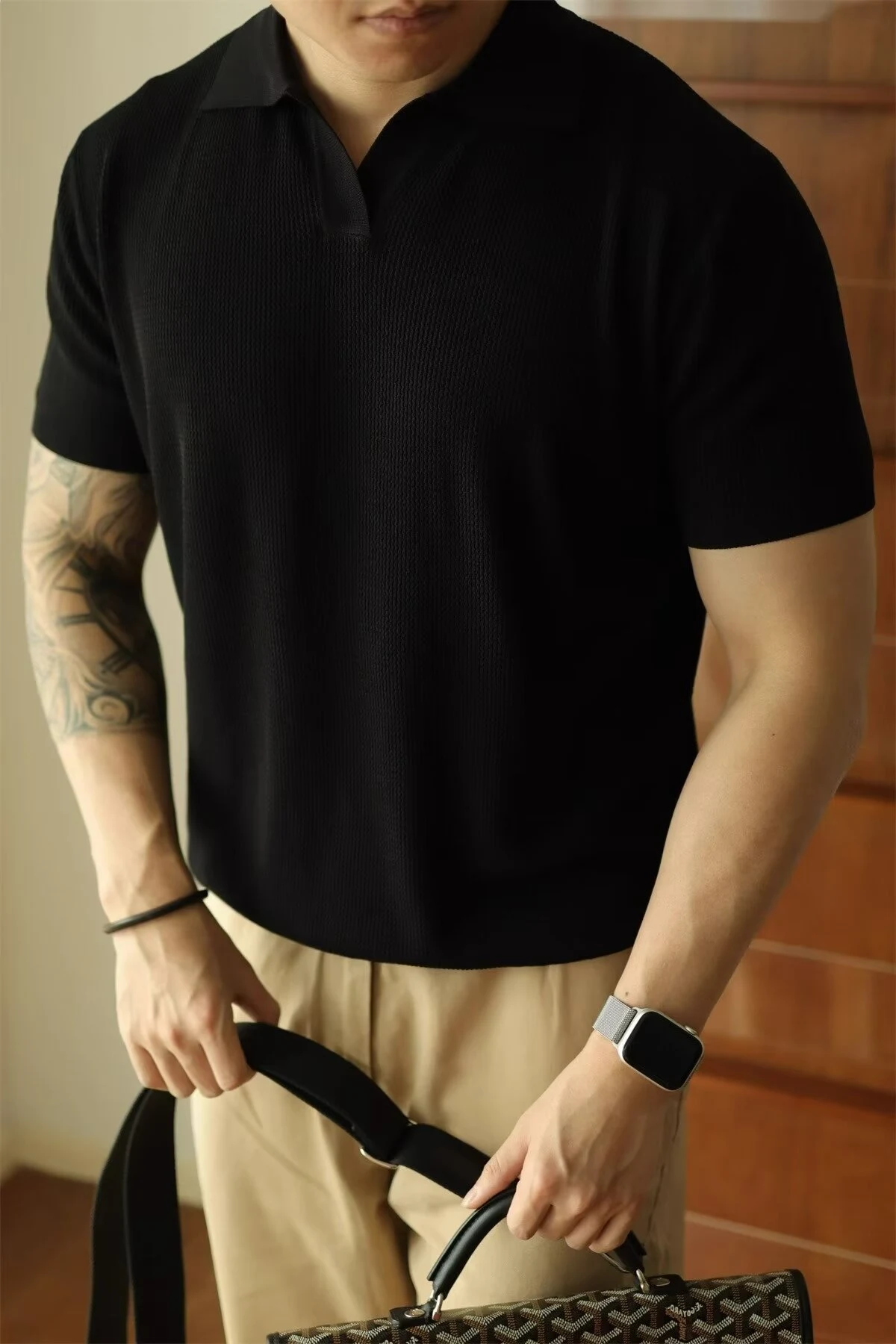 Camiseta Minimalista Retrô Masculina Manga Curta Conforto e Estilo Design Clássico Perfeita para o Dia a Dia e Looks Casuais — foto 5