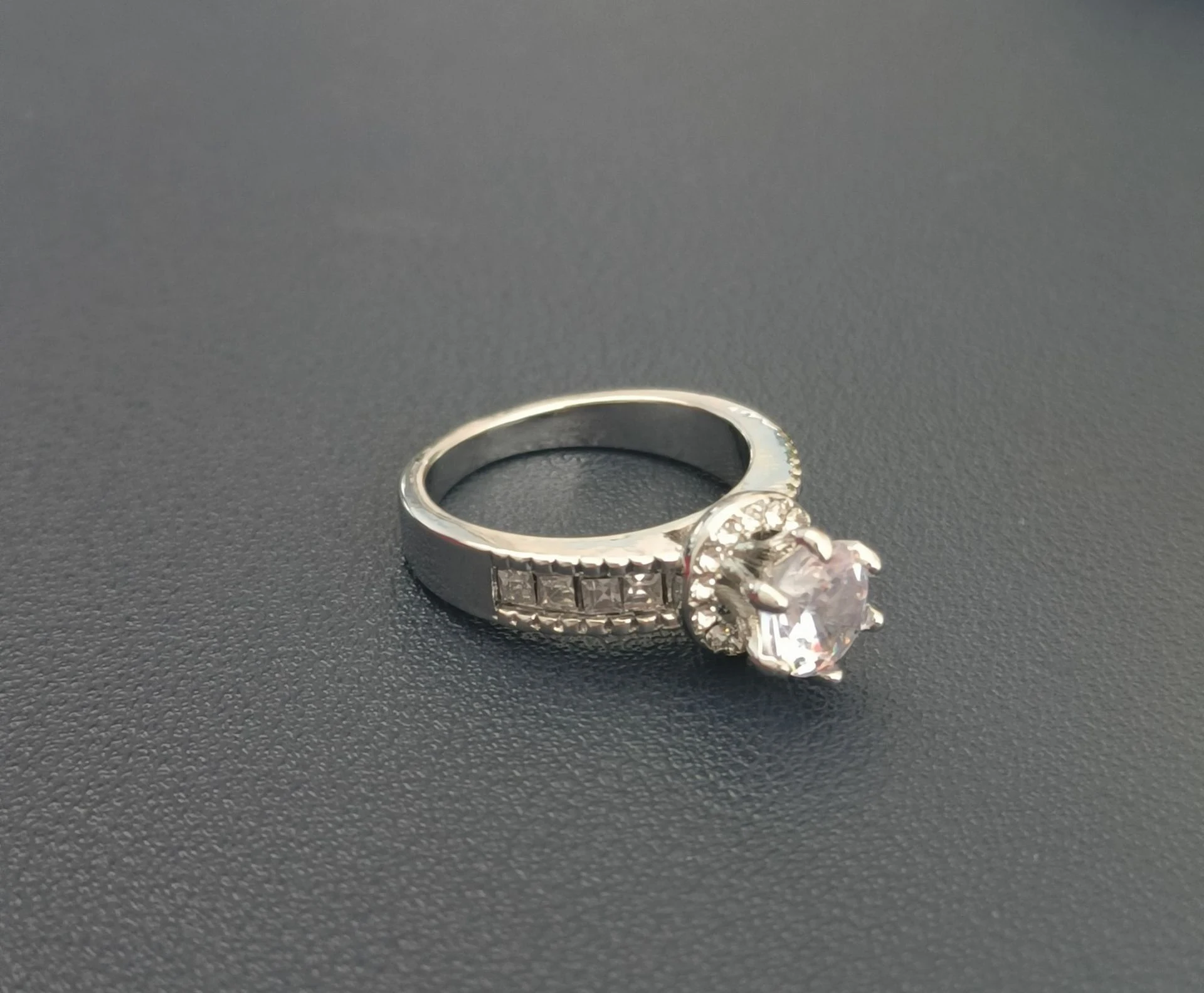 Title 3, Anel de quilate personalizado de moda para mulh...