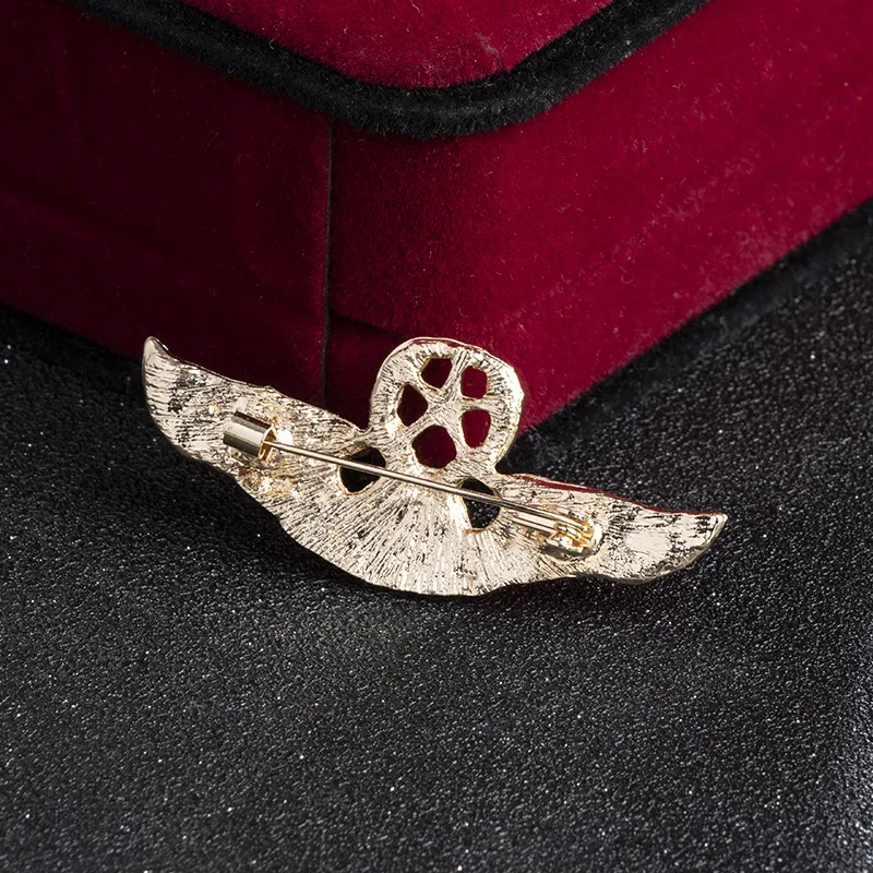 Broche Personalizado para Terno Masculino Adicione um Toque Exclusivo ao seu Visual Sofisticado Destaque-se com Elegância e Personalidade — foto 3