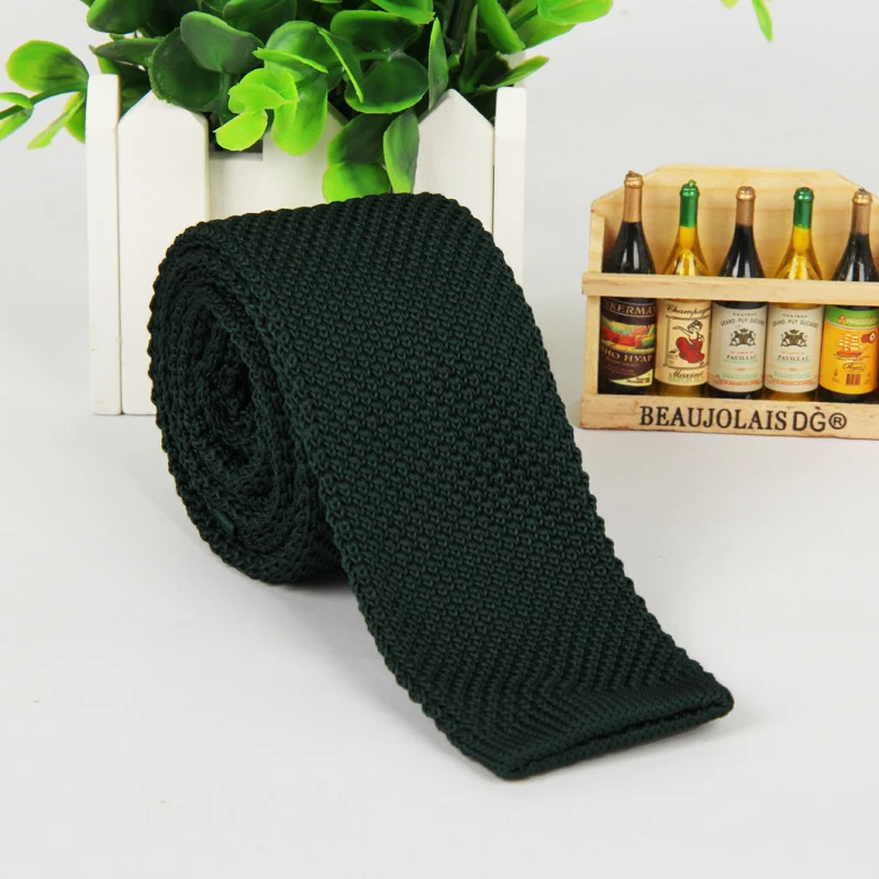Title 5, Mens solid-color knitted tie. Elevate your sty...