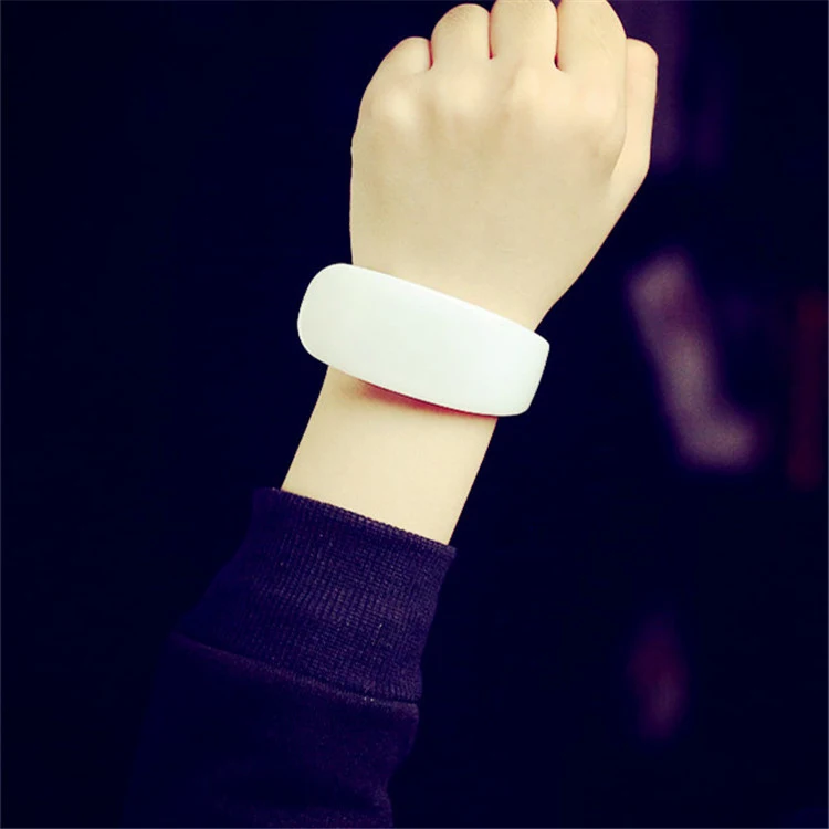 Title 4, Shape LED Bracelet Watch for Ladies and Student...