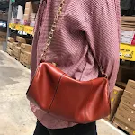 Cilindervormige Kettingtas, Schoudertas of Schuine Kussentas, Stijlvol en Praktisch Ontwerp, Perfect voor Dagelijks Gebruik en Bijzondere Gelegenheden — foto 3