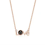 Colar com pingente em forma de AMOR com projeção, joia "Net Red", perfeito para presentear e expressar sentimentos com carinho. — foto 2
