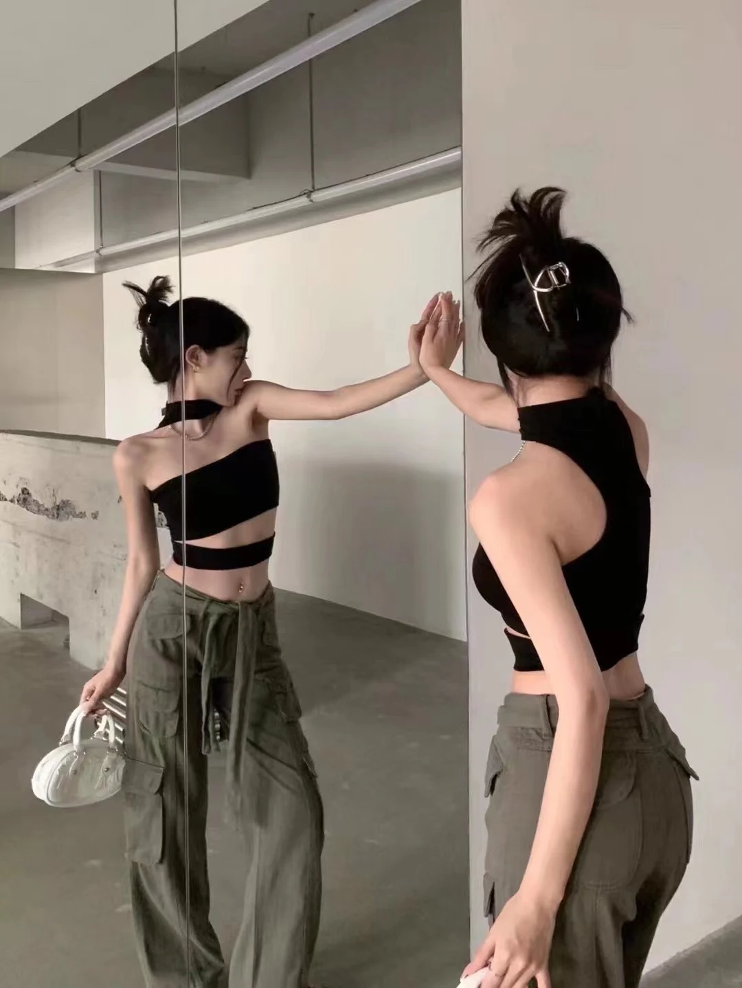 Title 2, Black Inner Vest Without Spaghetti-strap Strap ...
