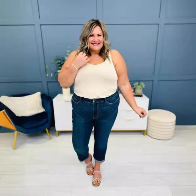 Jeans ajustados de mujer, talle alto, efecto adelgazante y elástico. Luce una silueta estilizada con estos vaqueros favorecedores. — foto 4