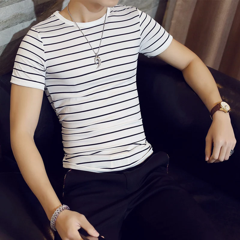 Korean men's striped t-shirt, ideal for a casual and modern look. Experience comfort and style with this versatile and f — photo 3