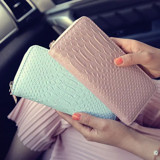 Title 5, Womens coin purse