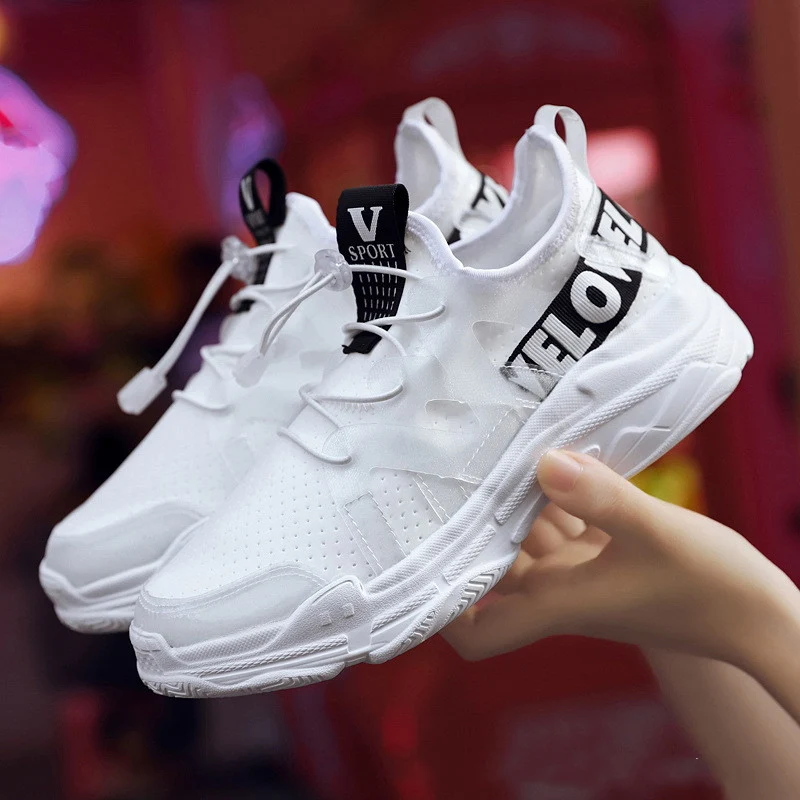 Title 3, Casual mesh sneakers for everyday comfort