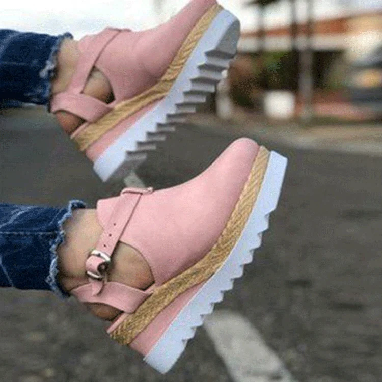 Plus size wedge sandals Comfort and style for women. Find the perfect sandal for an elegant and comfortable look all day — photo 4